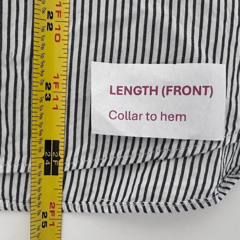 ANN TAYLOR Black & White Vertical Striped Round Neck Button Blouse Women’s S - Picture 4 of 12
